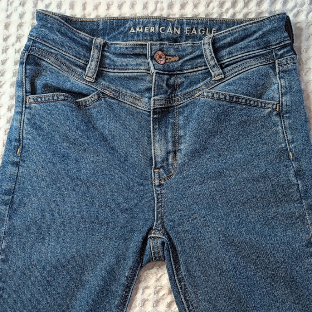 American Eagle Outfitters Super Hi-Rise Jegging